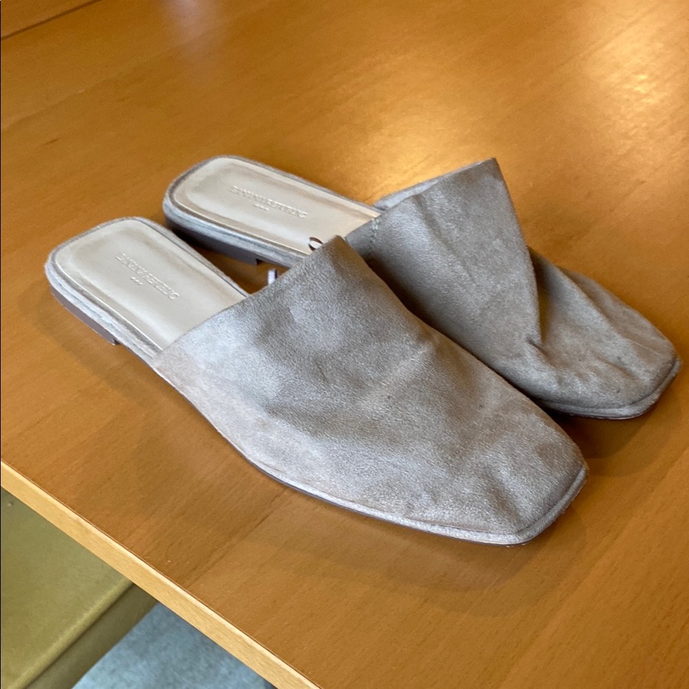 Banana Republic Women's suede Mules